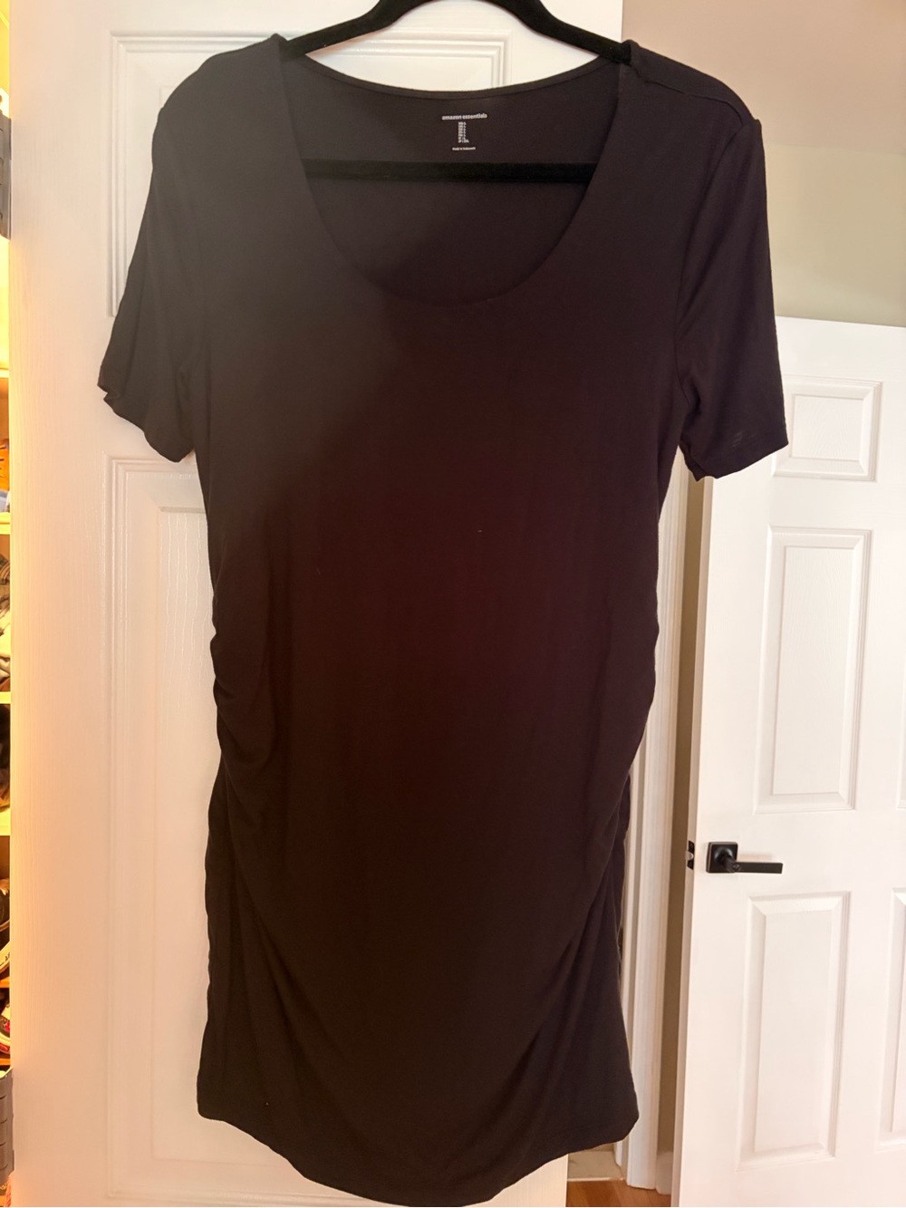 Amazon Essentials Black Scoop Neck Short Sleeve Top maternity